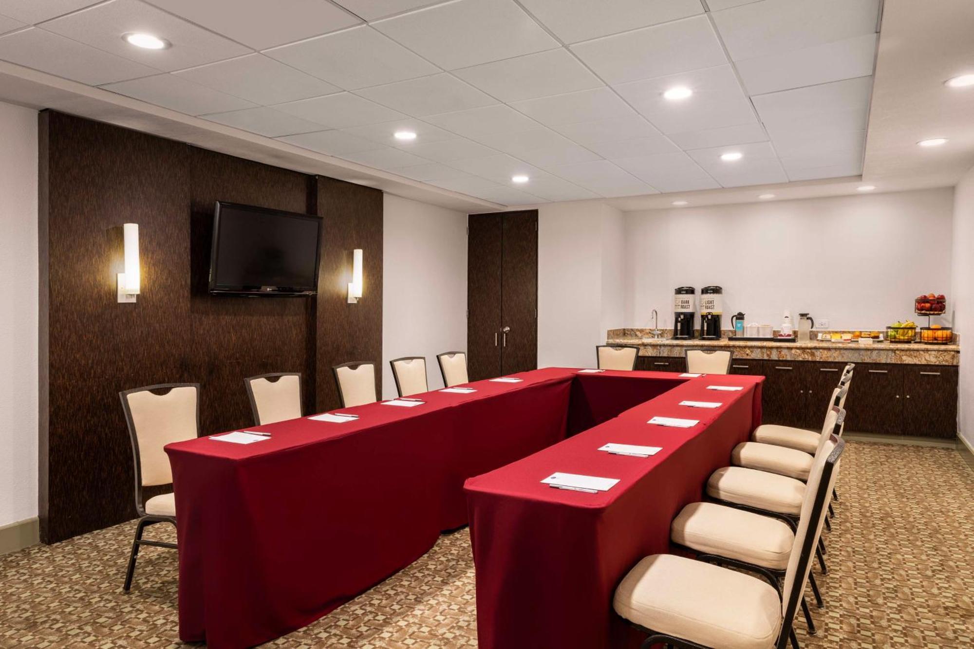 Hampton Inn & Suites San Juan Кароліна Екстер'єр фото
